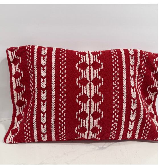 Crate & Barrel Noelle Red Knit Lumbar Pillow Cover 21x14 Hearts Scandi Winter - Picture 1 of 8